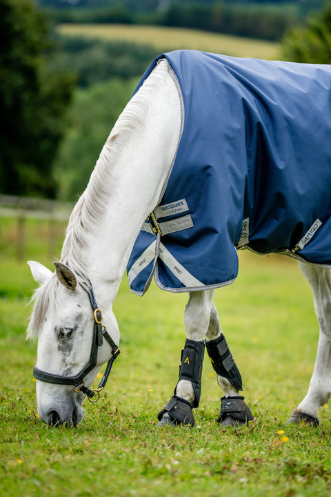 Amigo® Bravo 12 Semi-Lite Weight Turnout Blanket