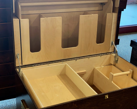 DS Hardwood Trunk with Bandage Lid