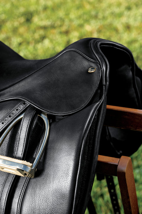Circuit™ Premier Dressage Saddle