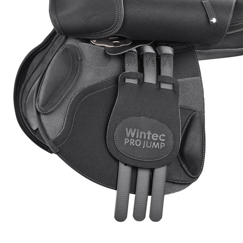 Wintec Pro Jump Saddle with HART