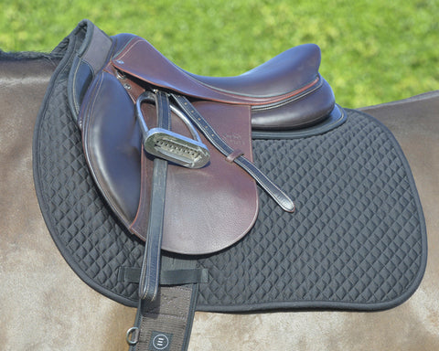 EquiFit® Essential Square Pad
