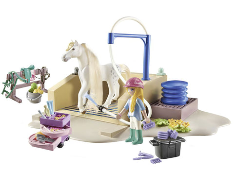 Playmobil® Isabella and Lioness with Washing Station