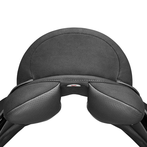 Almost New Wintec Pro Wide Dressage Saddle with HART