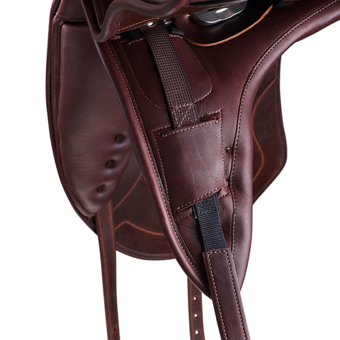 Almost New Bates Artiste Dressage Saddle