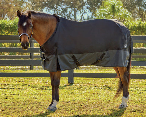 Rider’s International™ 600D Reflective Turnout Sheet