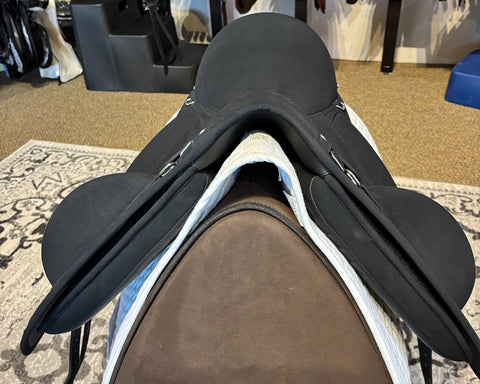 Almost New Circuit™ Premier CL Saddle