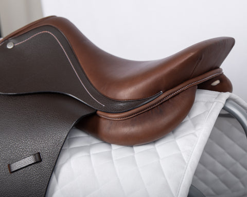 BLEMISHED Circuit™ Original Debut Saddle