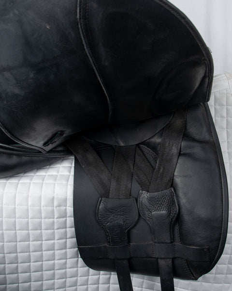 Used DS Classic Dressage Saddle